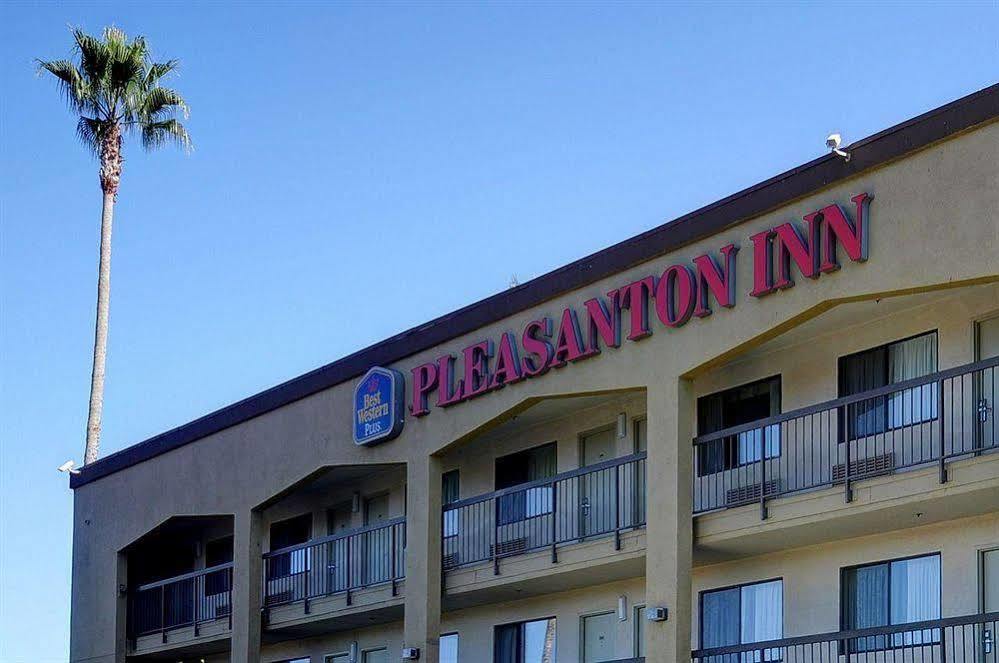 Best Western Plus Pleasanton Inn Buitenkant foto
